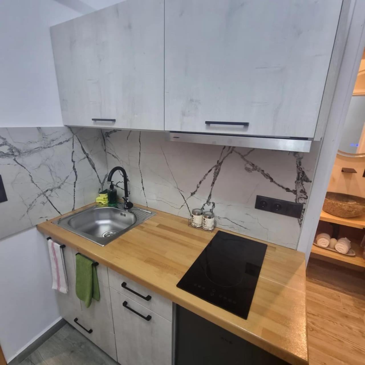 Escape Rooms Himara Kültér fotó